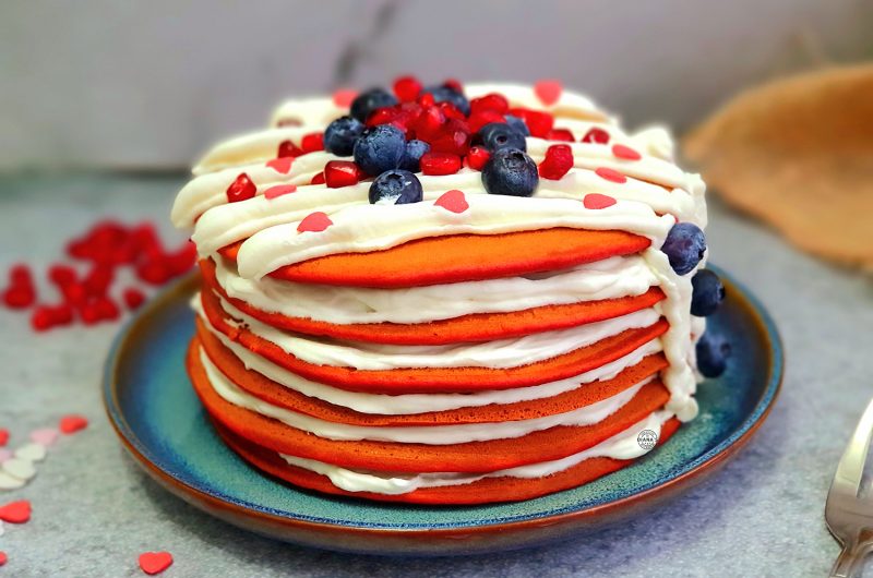 Red Velvet Pancakes cu crema